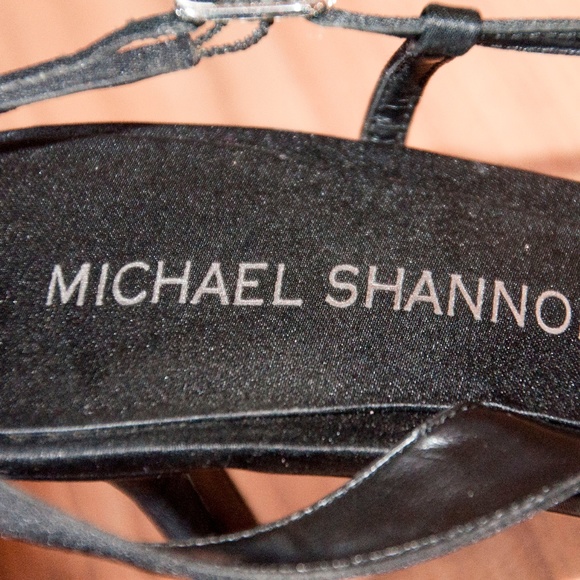 Michael Shannon Size 9 fabric sandals - Picture 2 of 8